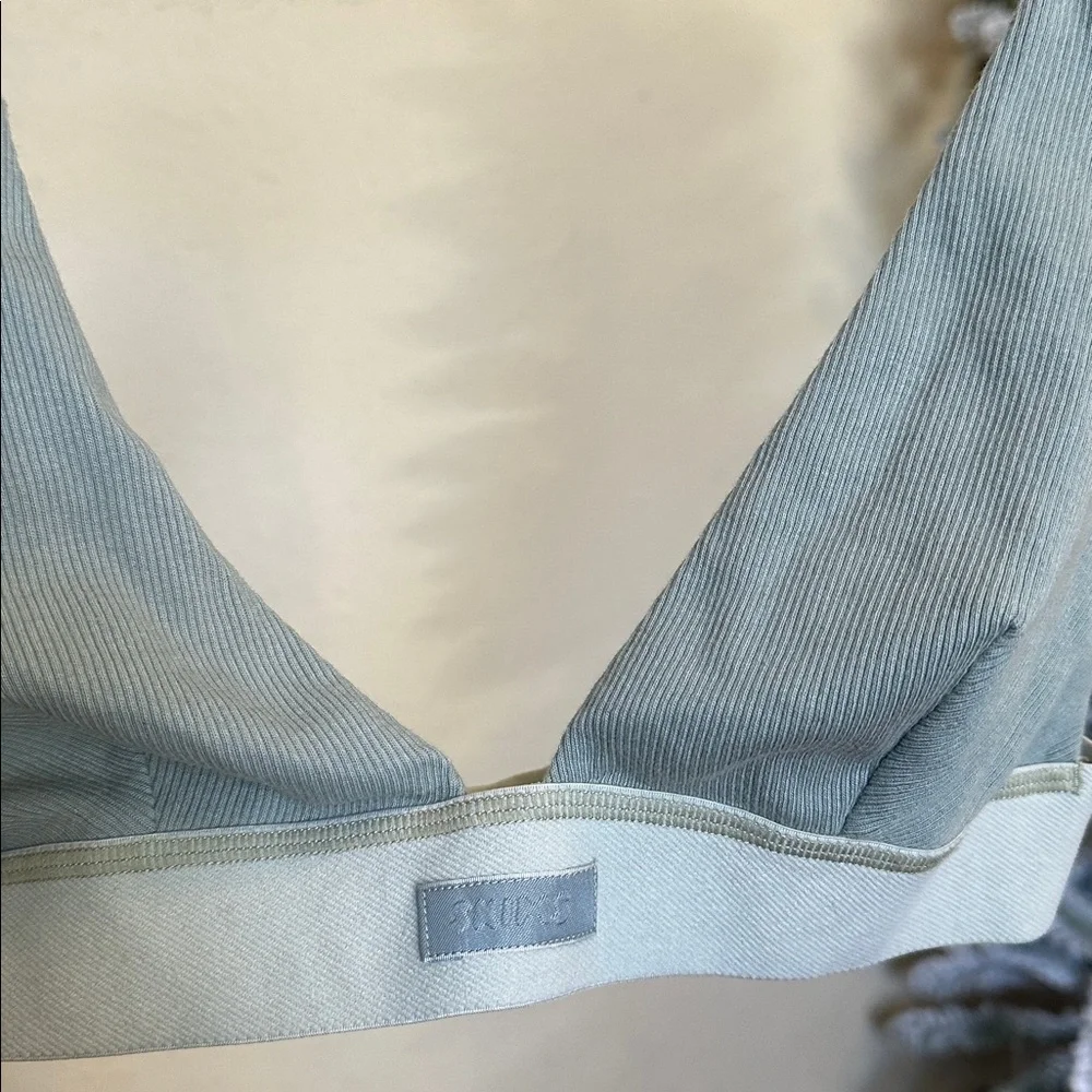 Skims Cotton Rib Plunge Bralette in Mineral Green NWOT‎ - Picture 3 of 5